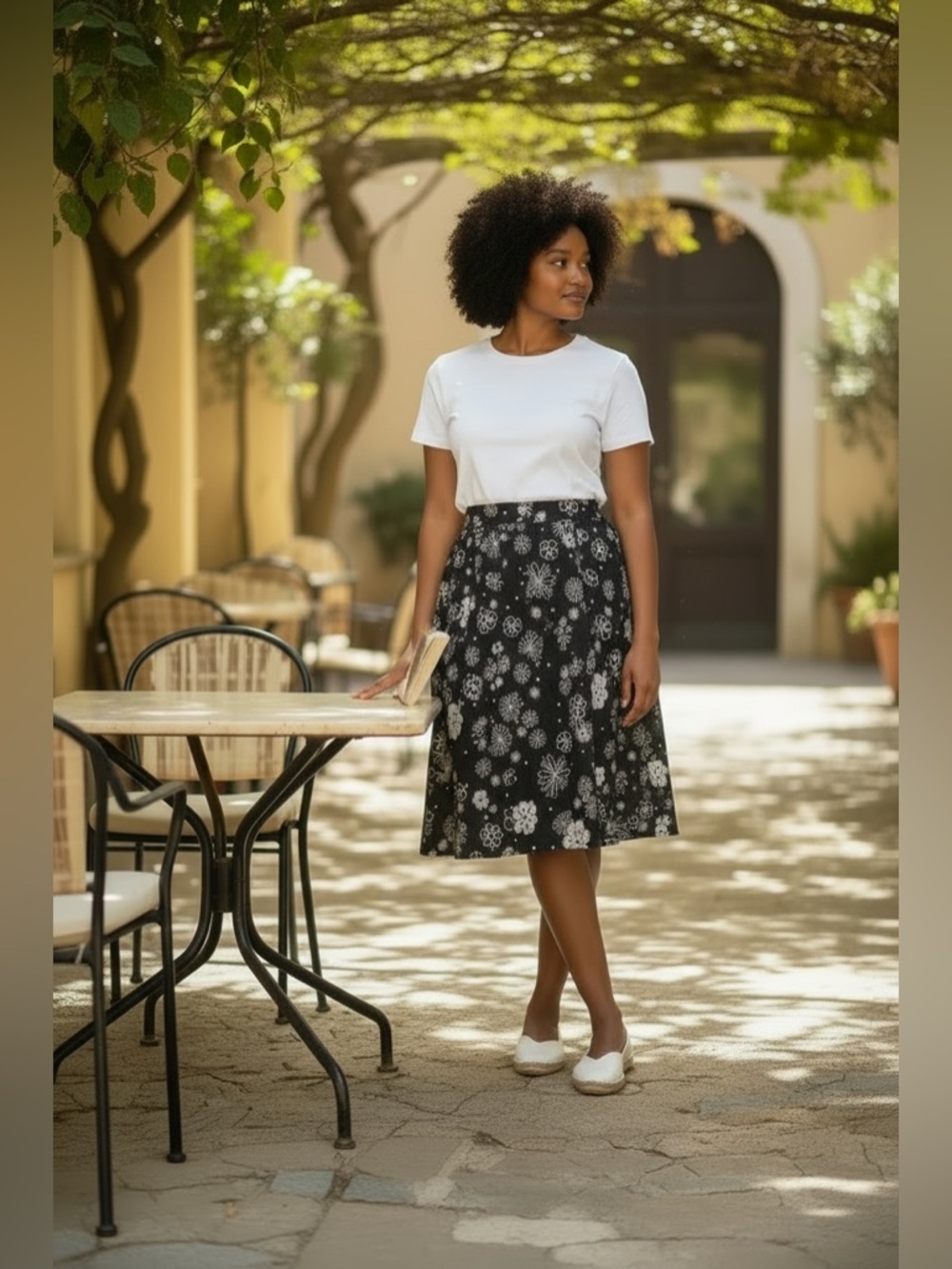 Northern Reflections Black Floral Stretch A-Line Skirt Knee Length Size - 18